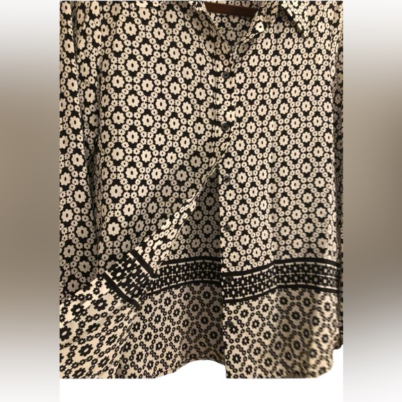 Joe Fresh NWOT 100% silk blouse button down - size L - Picture 3 of 4